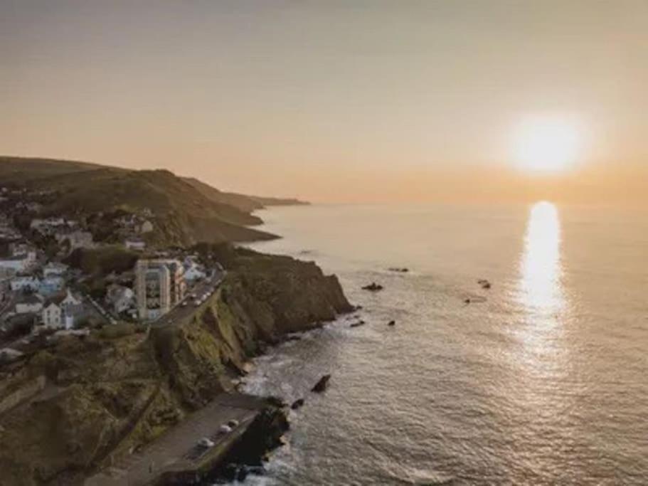 Вилла Hollycombe Ильфракомб Экстерьер фото